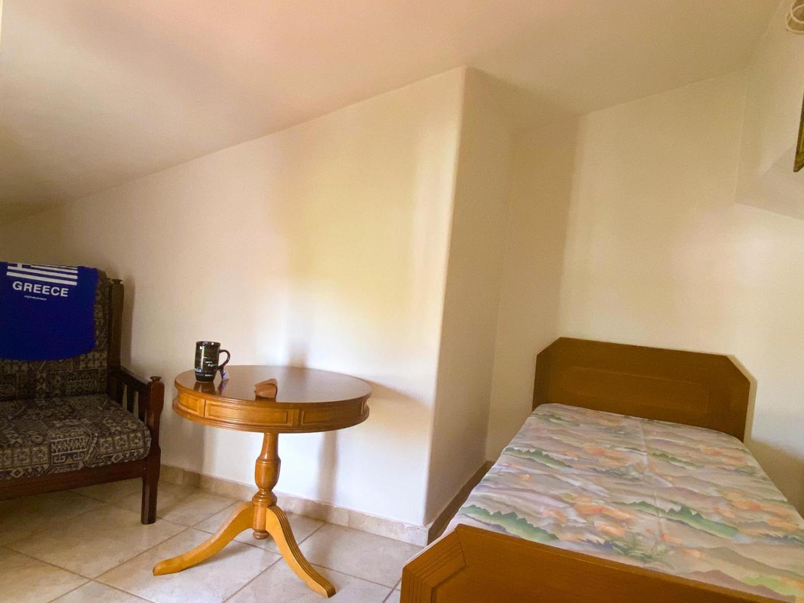 Anna'S Apartment And Studio Artemida (Attica) Quarto foto